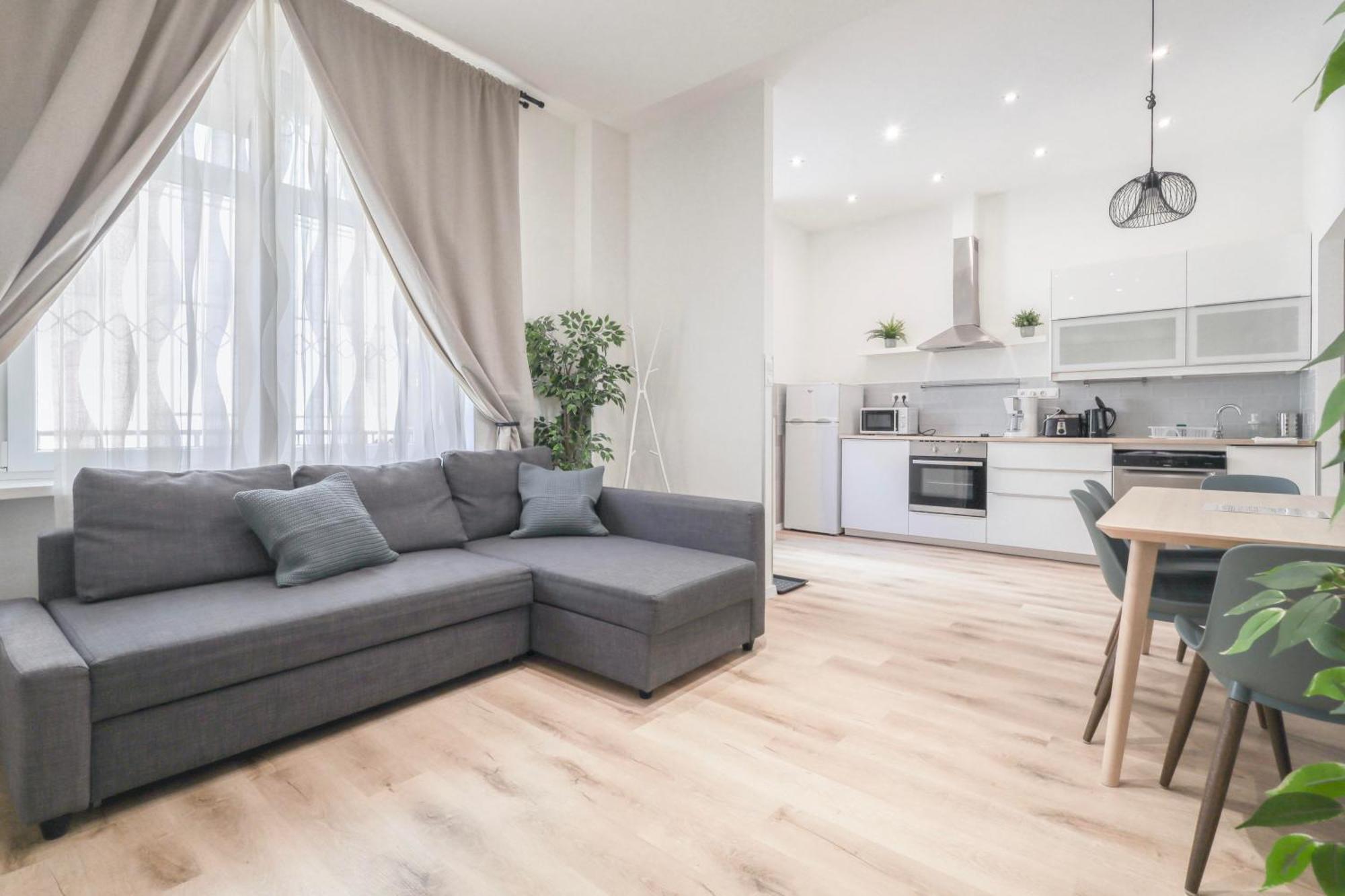 Petofi Apartment In The Center Budapest Eksteriør billede